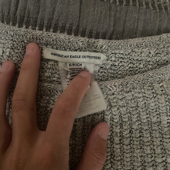 American Eagle Side Tie Sweater - Picture 4 of 6